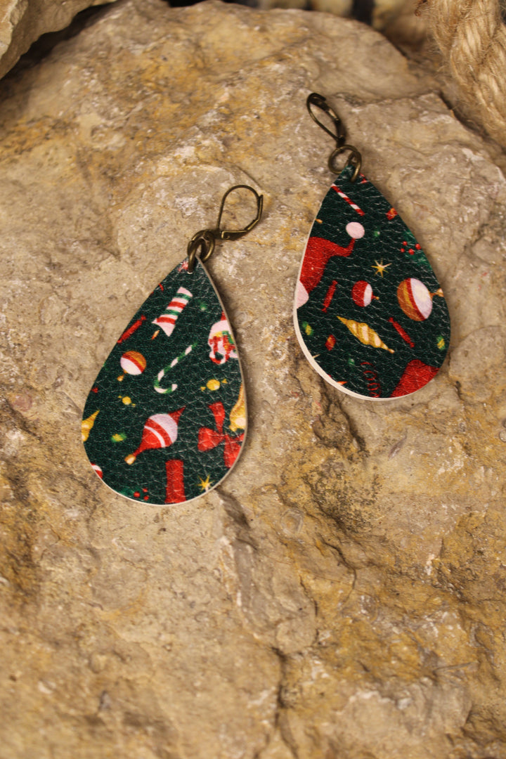 FGO Classic Christmas Earrings