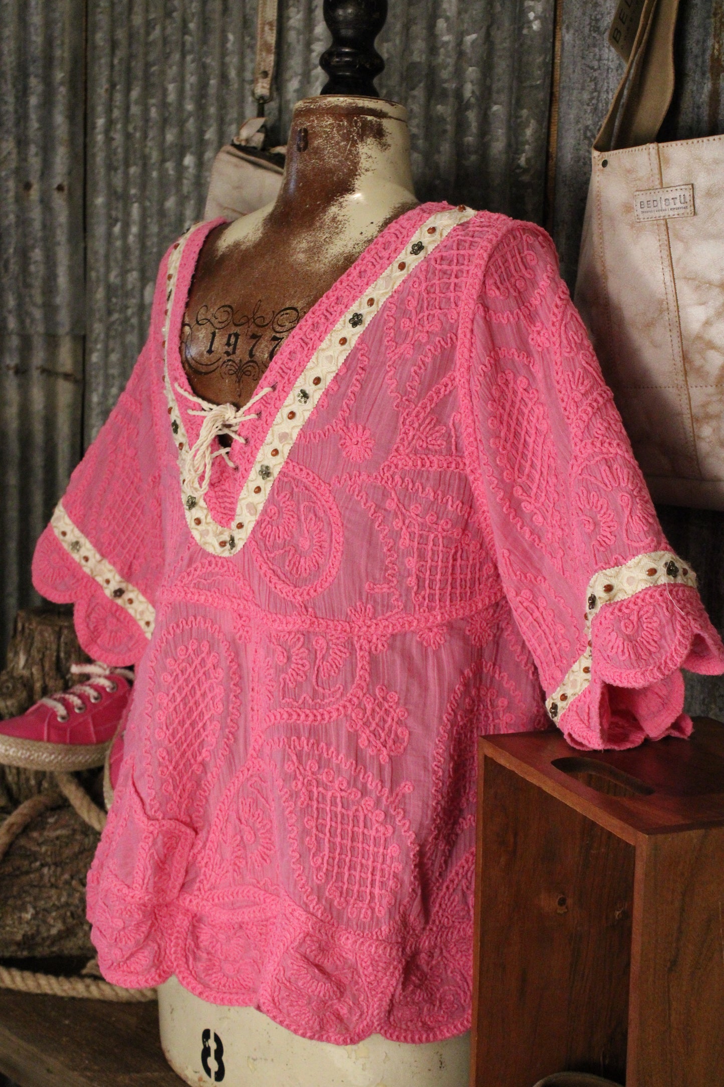 Bubblegum Scallop Trim Top