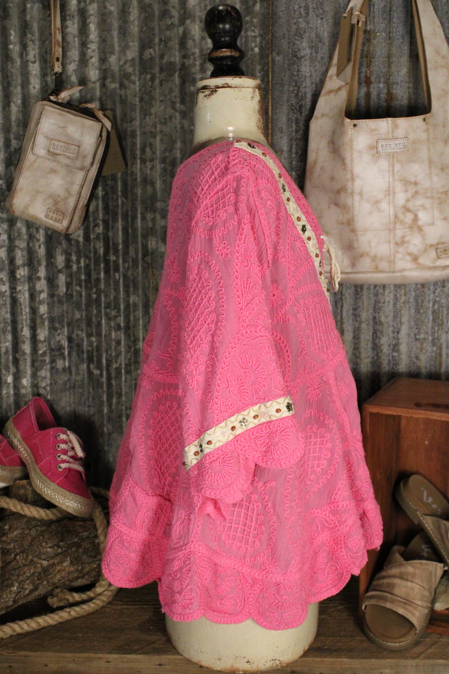 Bubblegum Scallop Trim Top