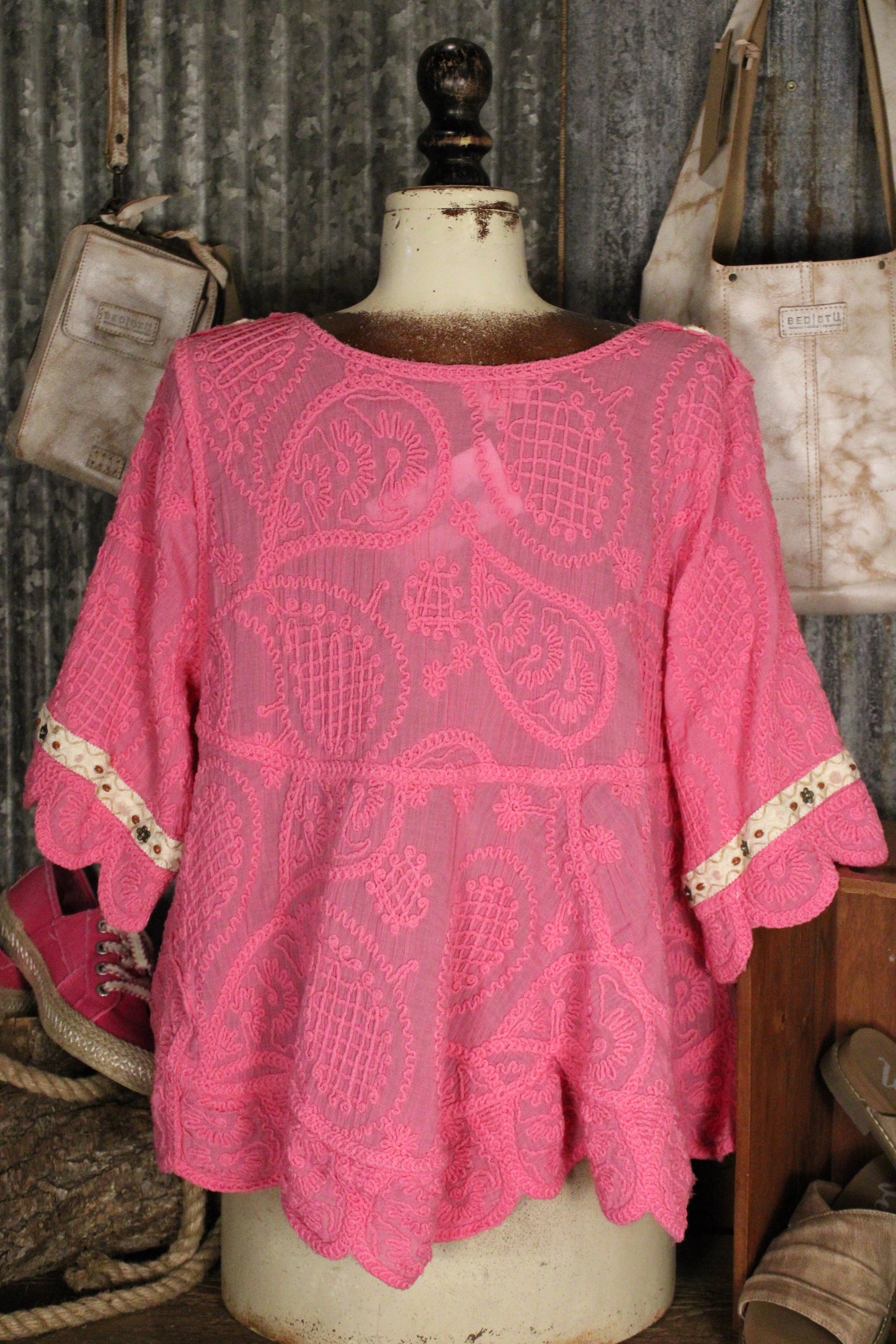 Bubblegum Scallop Trim Top