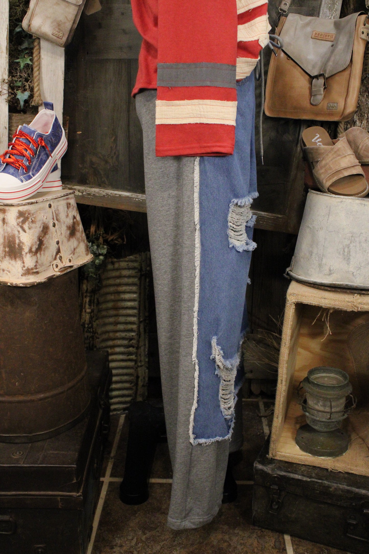 Ripped And Relaxed Jogger Jeans