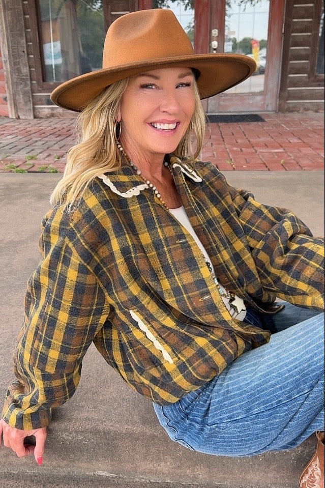 Honey & Hearth Plaid Jacket