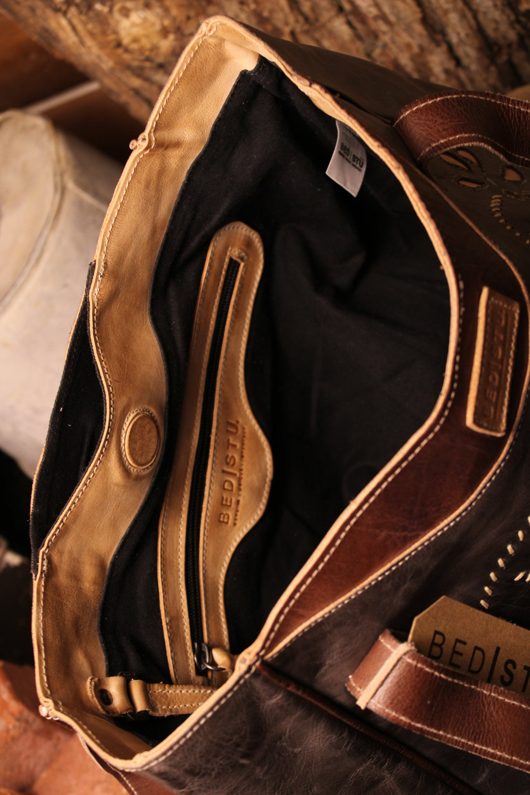 Bed|Stu Larue LTC Java Rustic Handbag