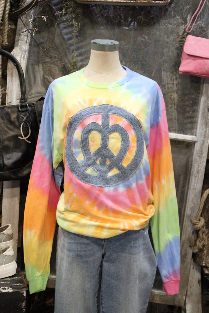 FGO Love Peace And Tie-Dye