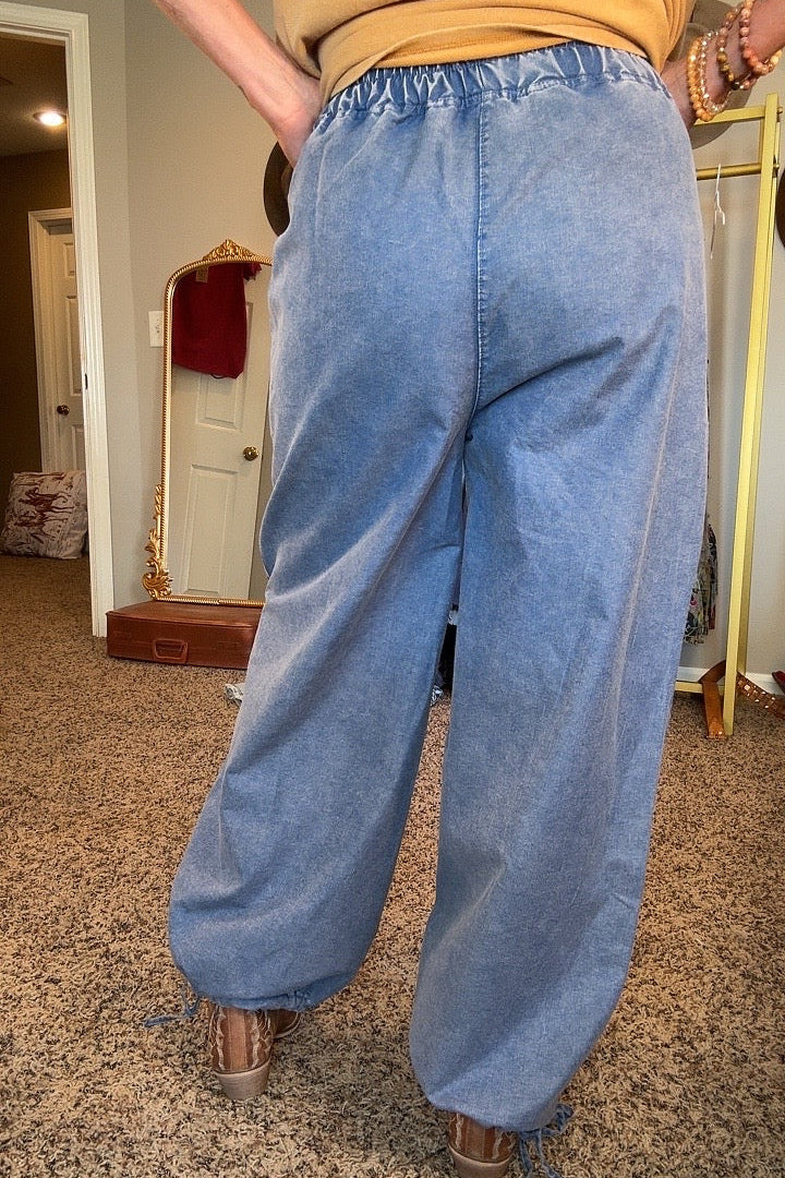 Tapestry Trail Pants
