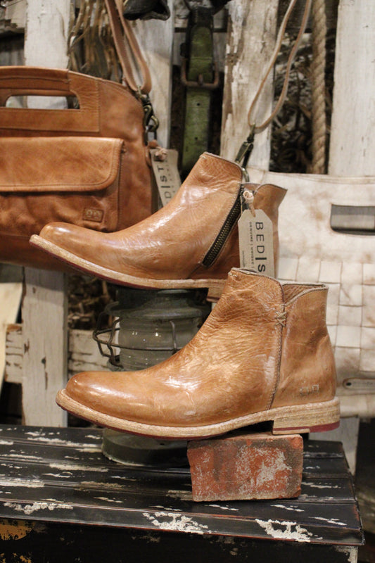 Bed|Stu YURISA Tan DD Tremolo Boots