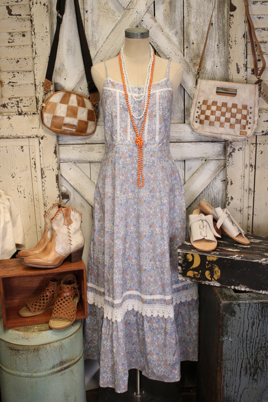 Forget Me Not Lace Dress