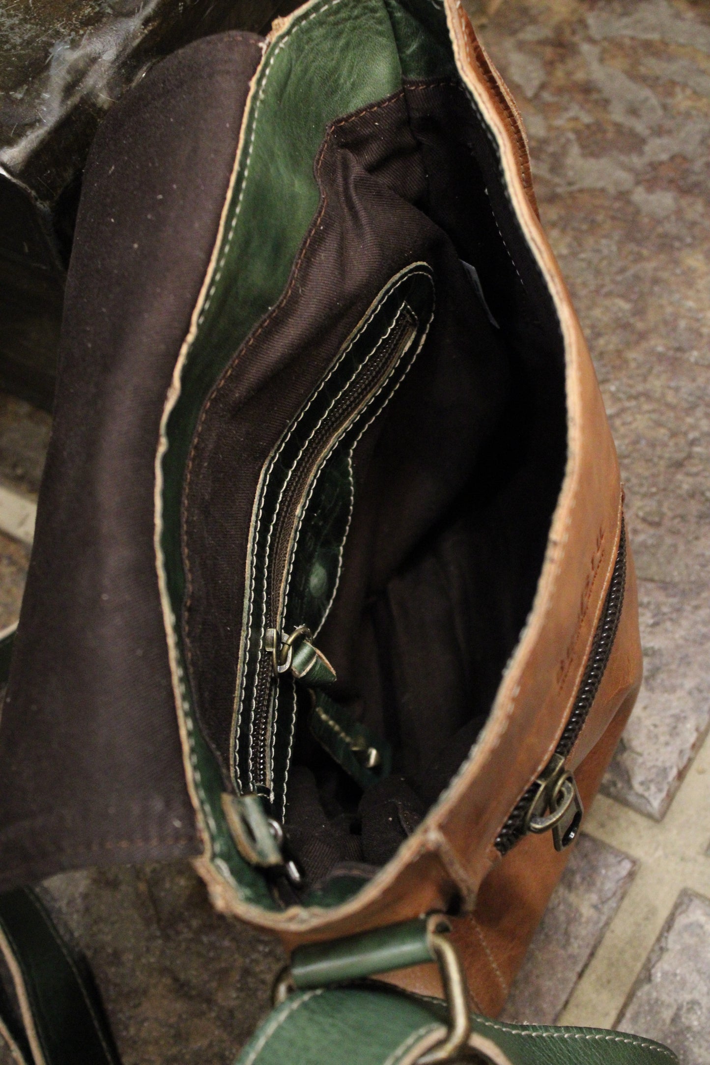 Bed|Stu Venice Beach Tan Forest Rustic Handbag