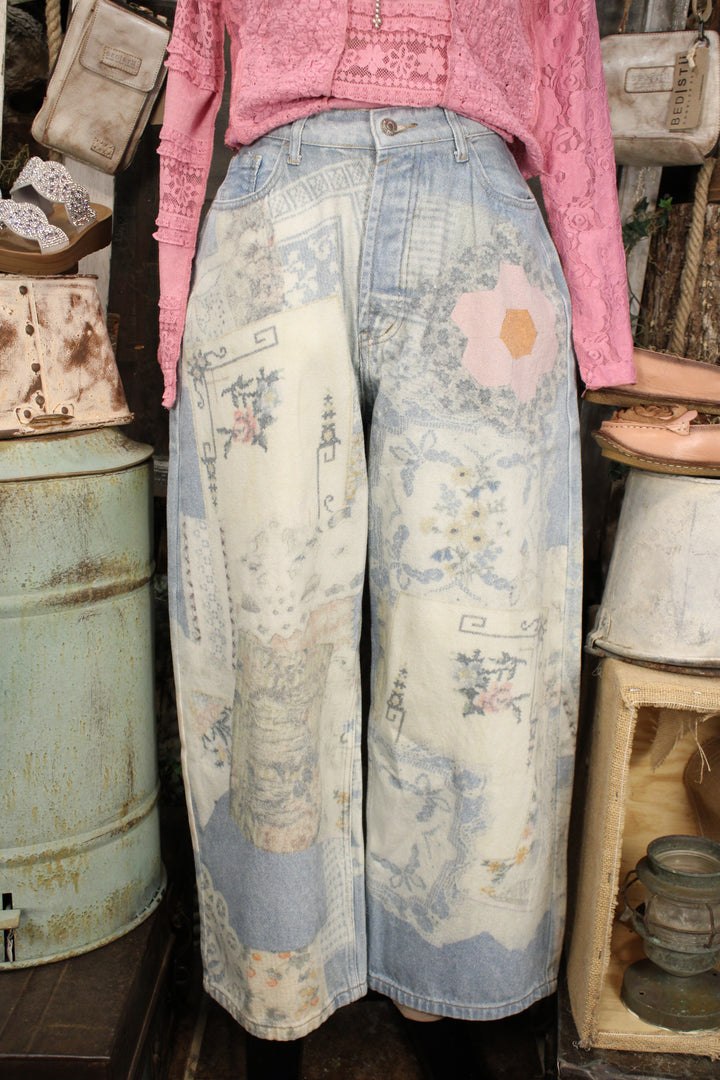 Patch Print Light Denim Barrel Jeans