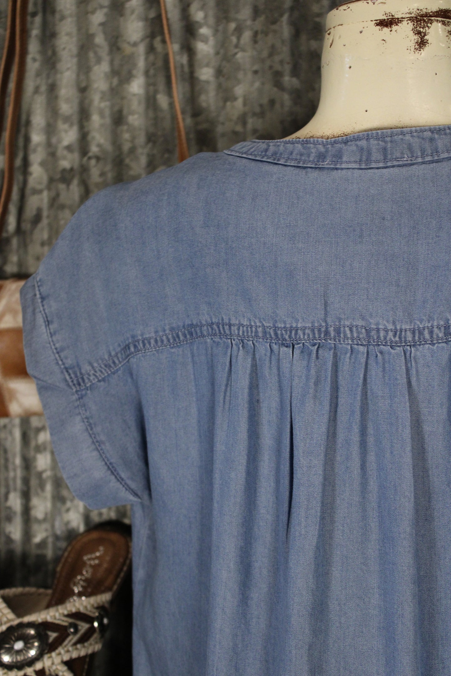 Easy Days Chambray Blouse