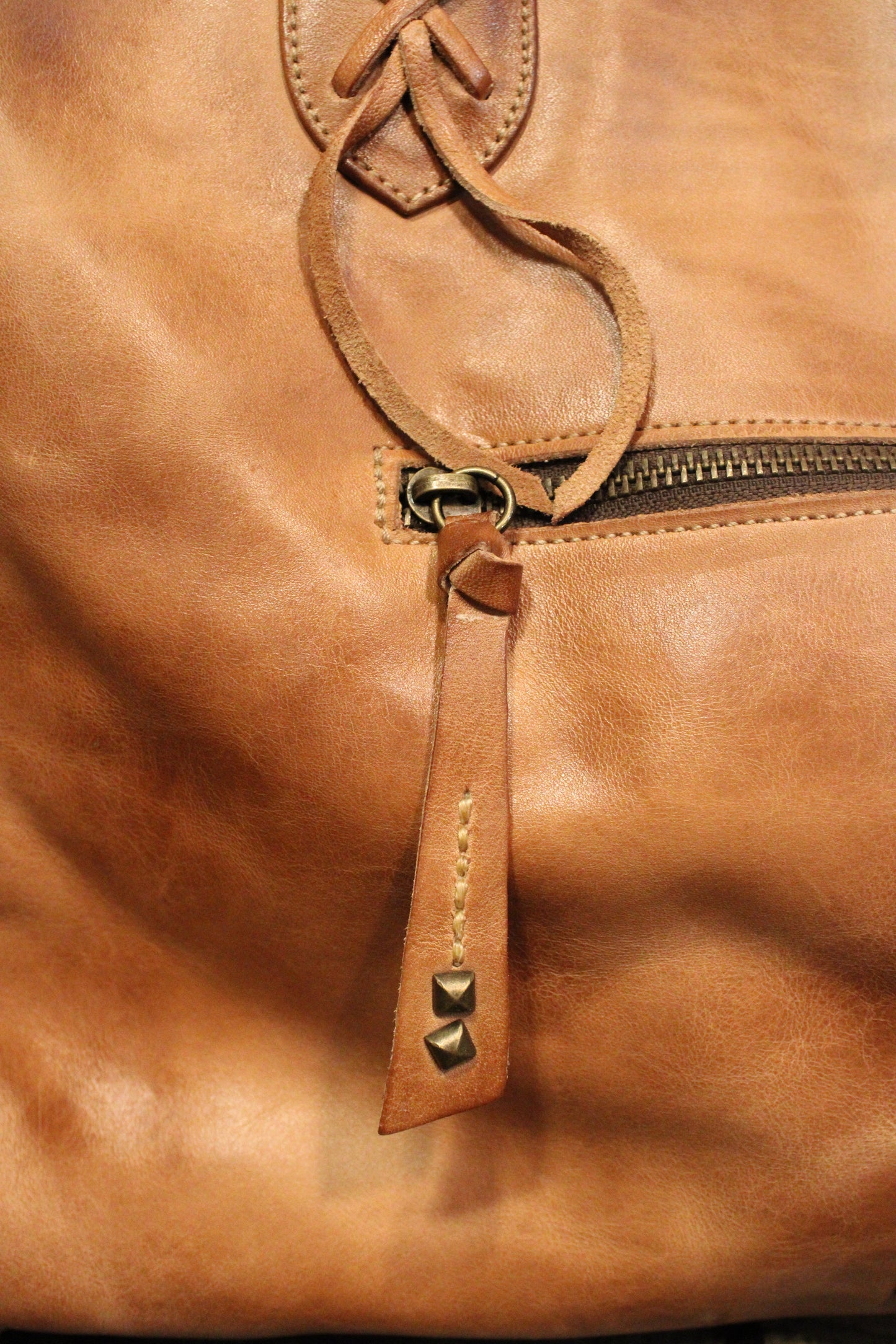 Bed|Stu Rockaway Tan Rustic Handbag
