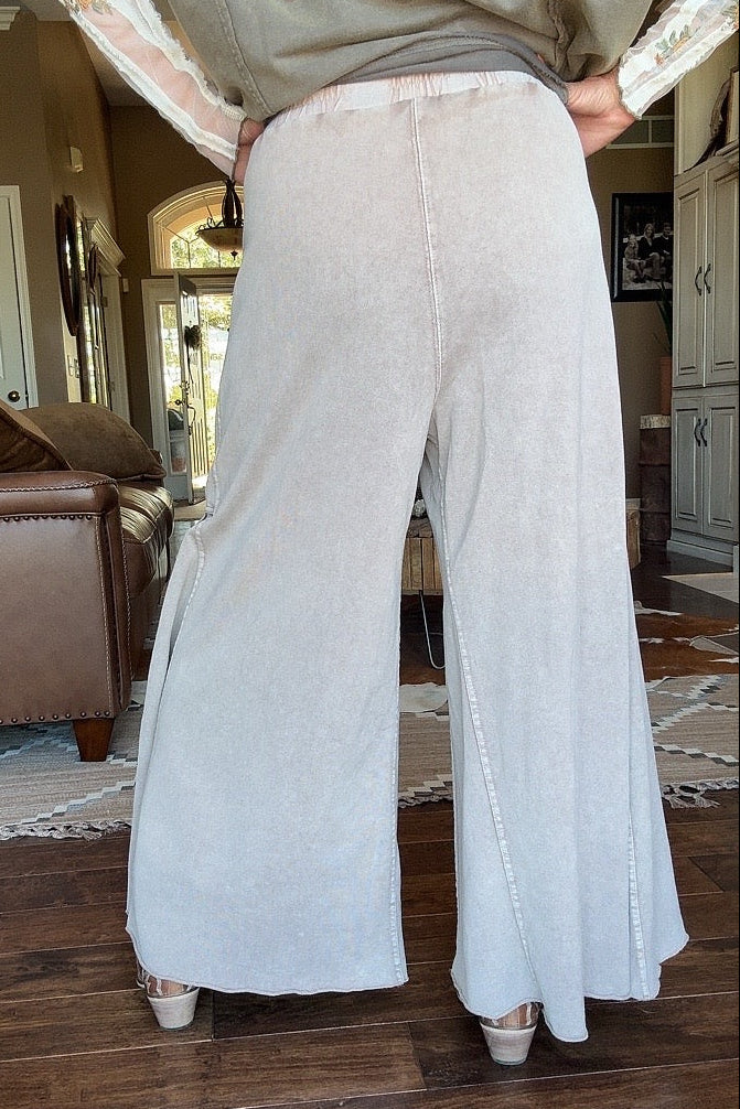 Mocha Star Relaxed Pants