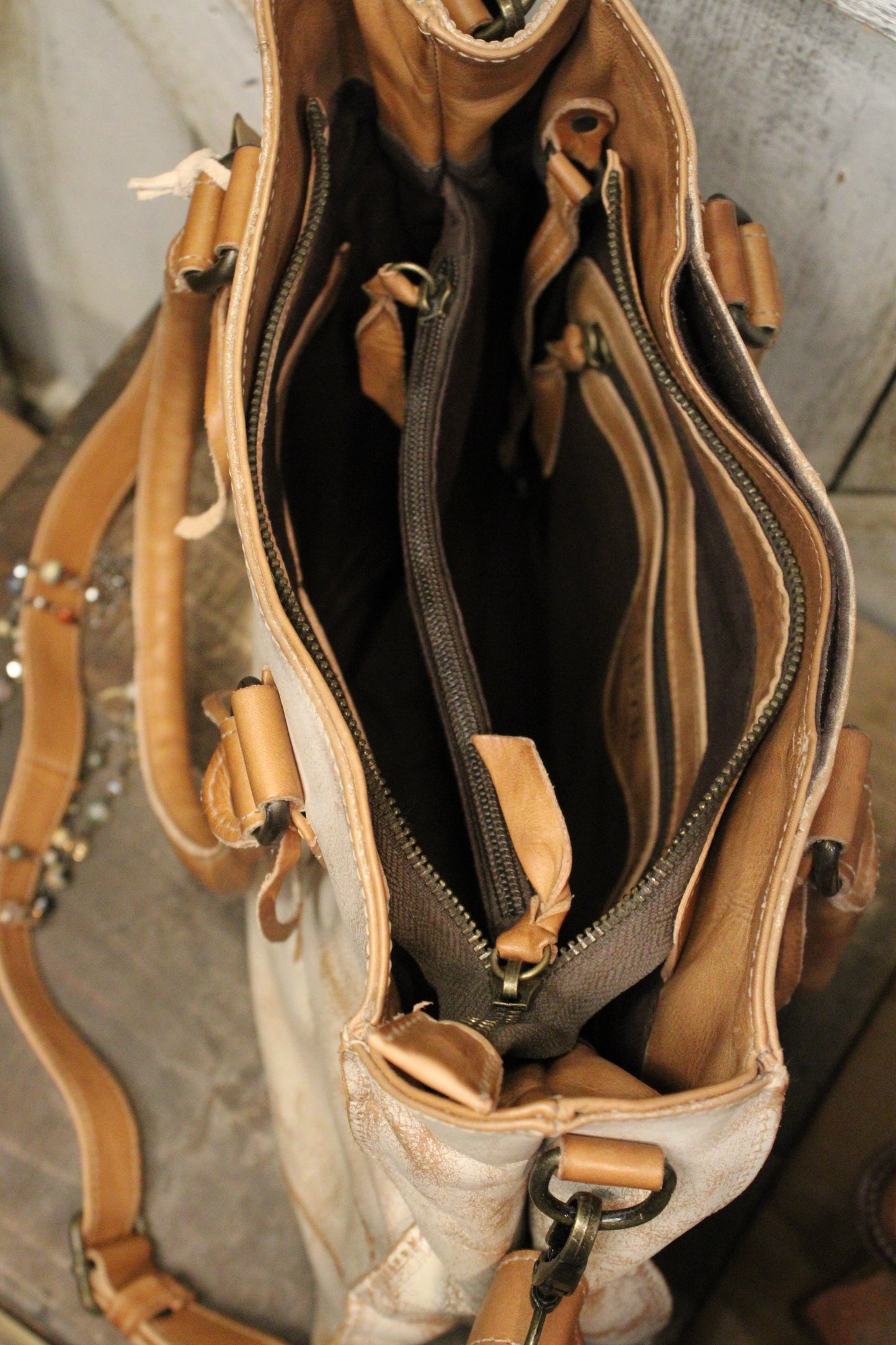 Bed|Stu Bruna Nectar Lux Tan Rustic Handbag