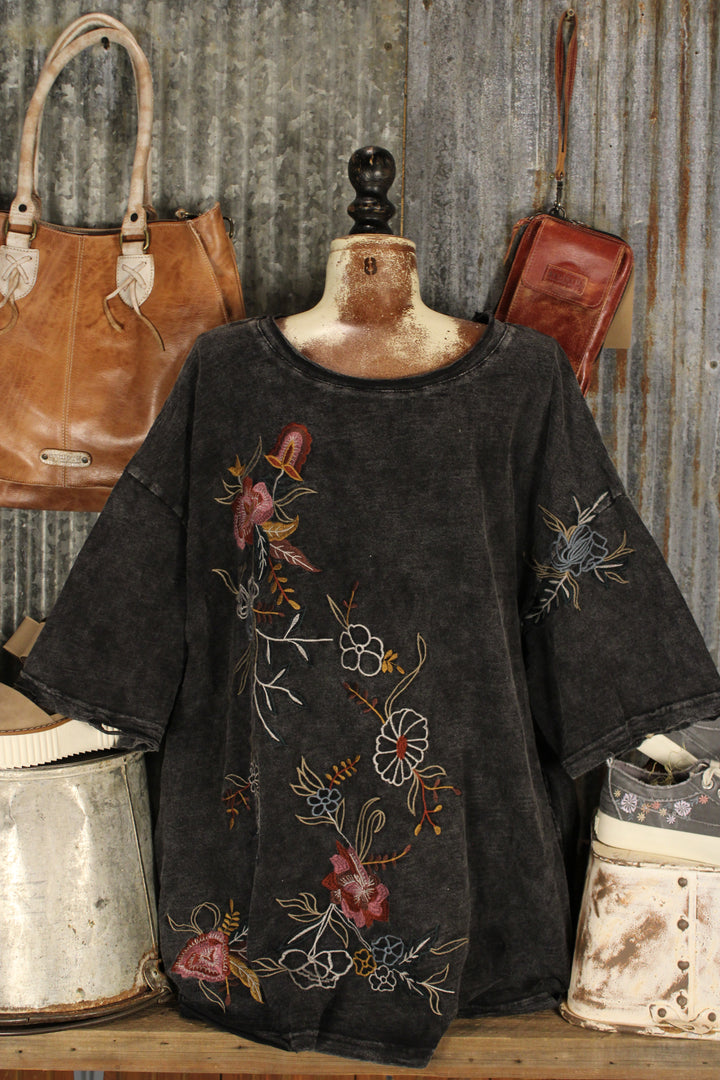 Bloom Shadow Tee