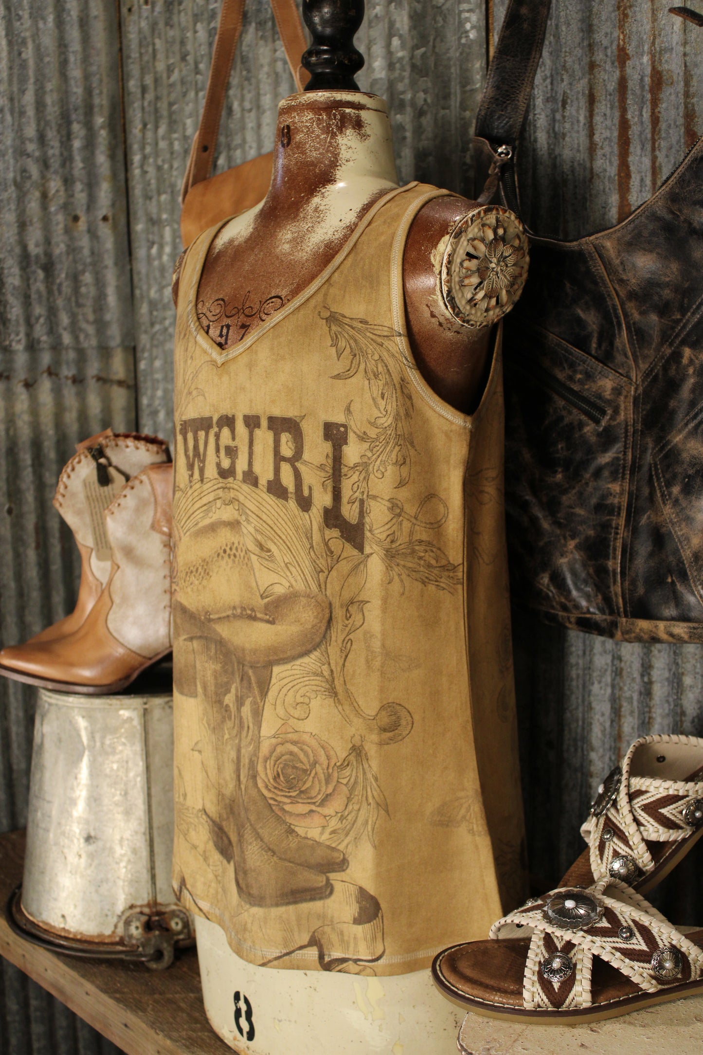Cloud Soft Boots And Bloom Tank