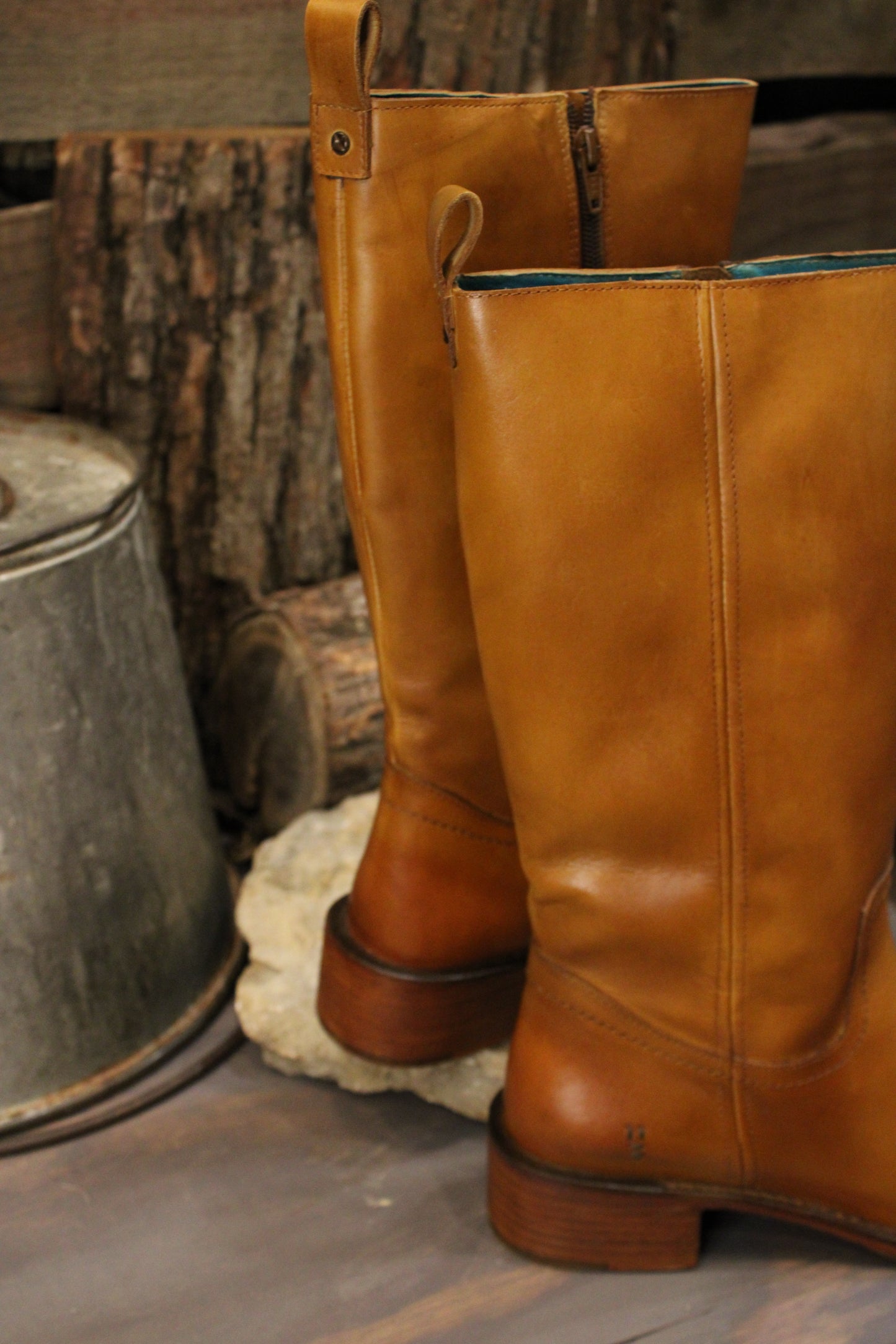 Froe Banana Tan Distressed Boots