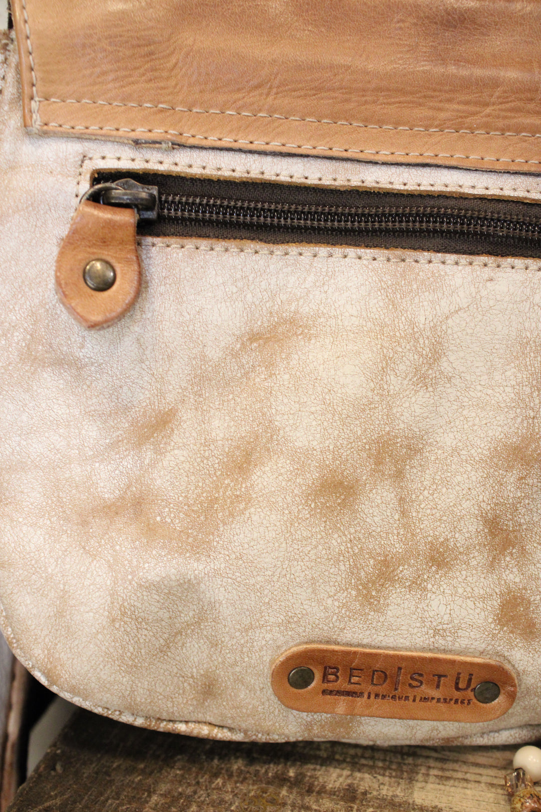 Elect Nectar Lux Tan Rustic Handbag