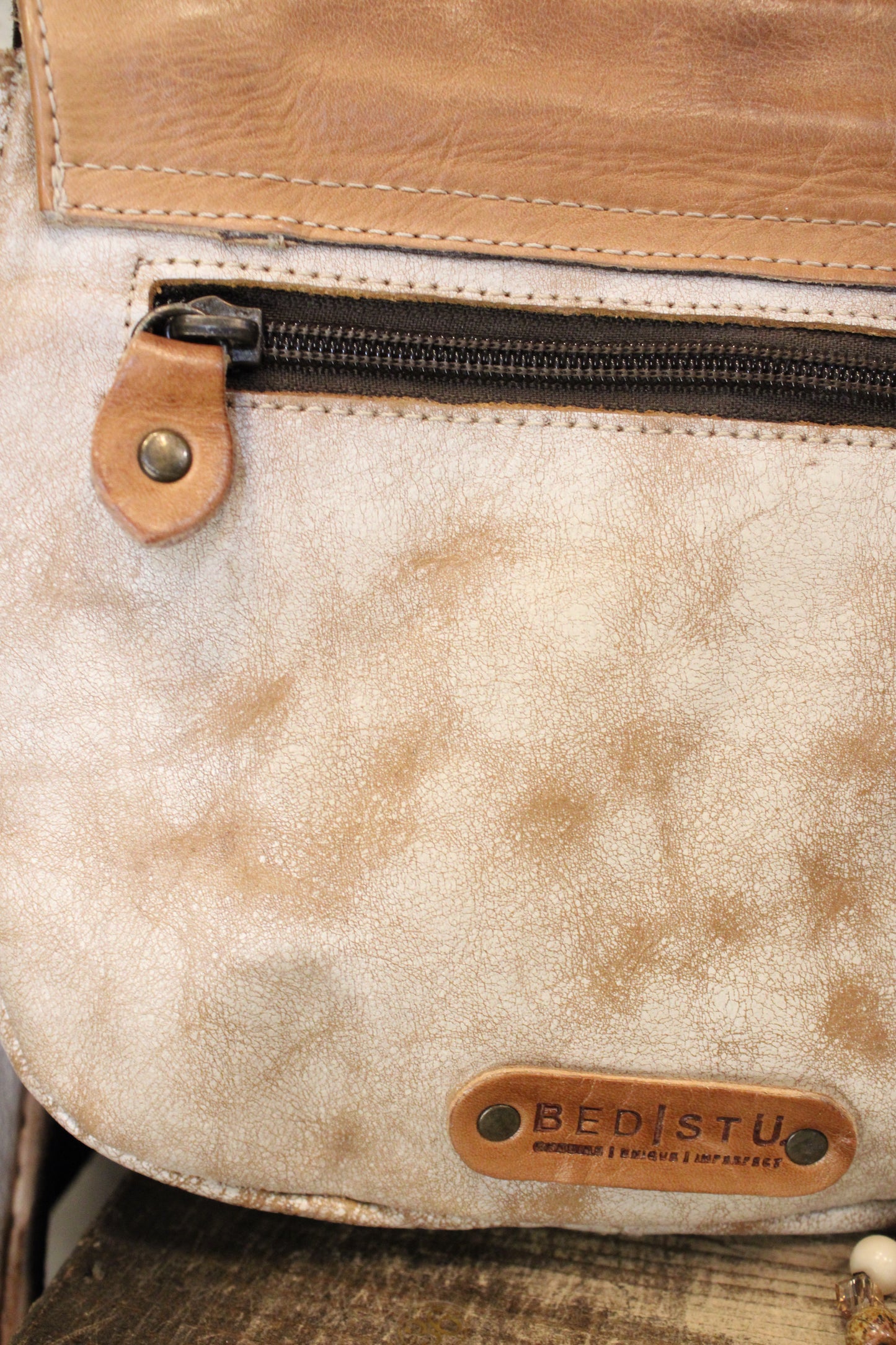 Elect Nectar Lux Tan Rustic Handbag