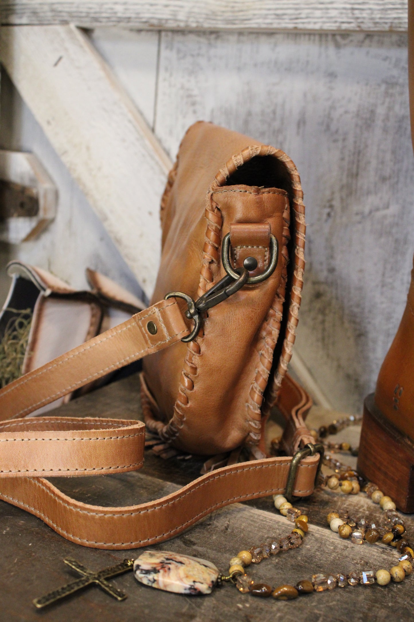 Bed|Stu Half Moon Tan Rustic Handbag