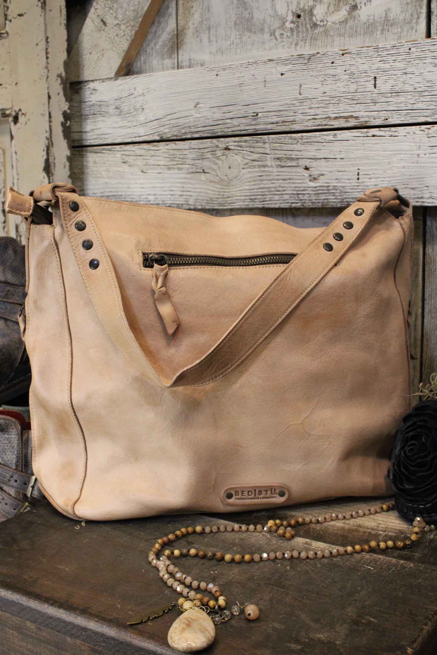 Bed|Stu Packet LTC Oats DD Handbag