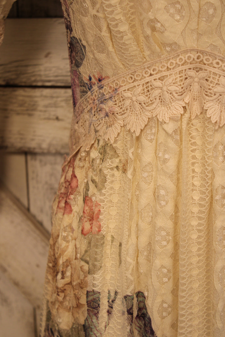 Lead Singer Watercolor Beige Dress