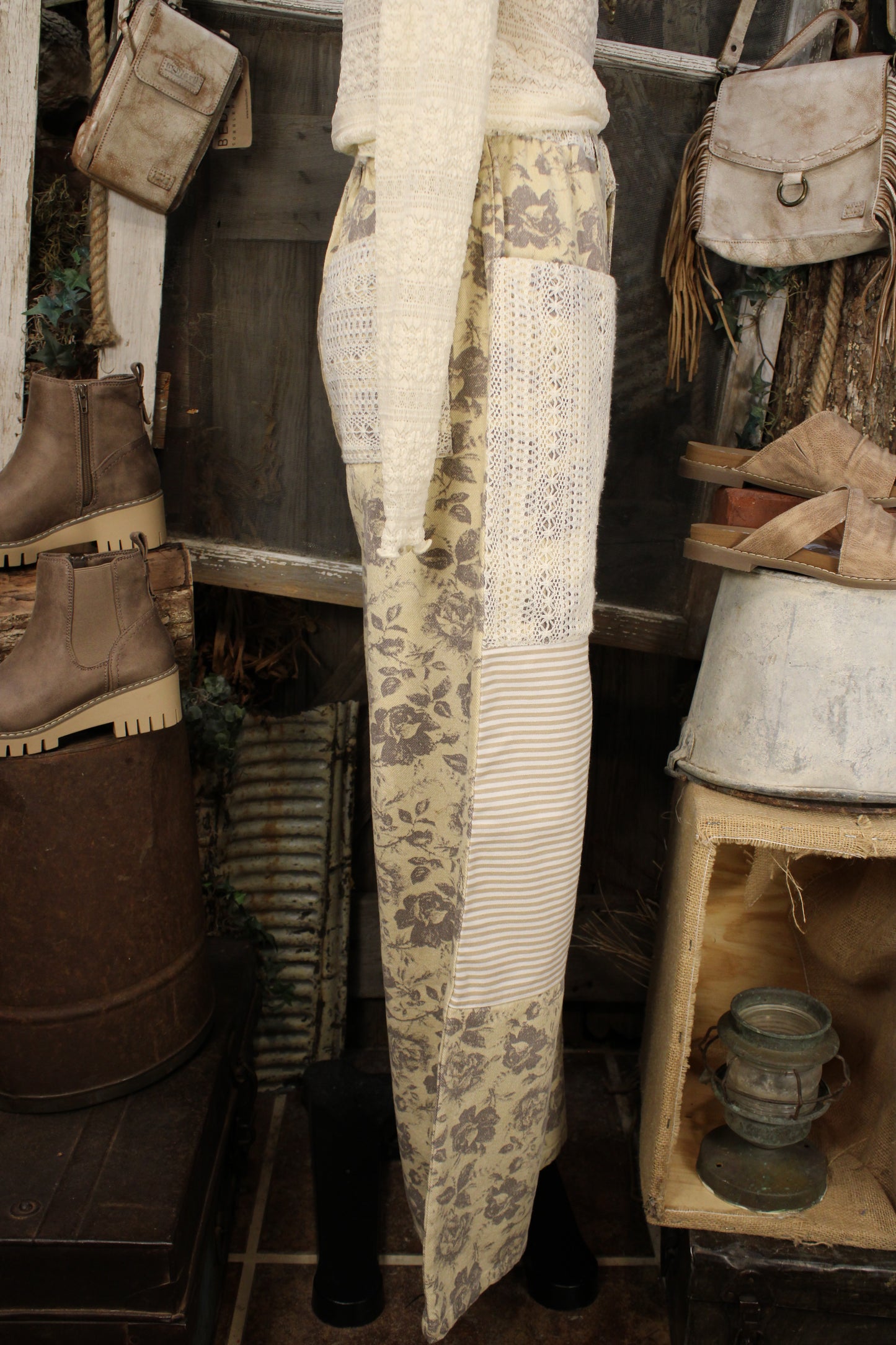 Vintage Americana Bloom Pants