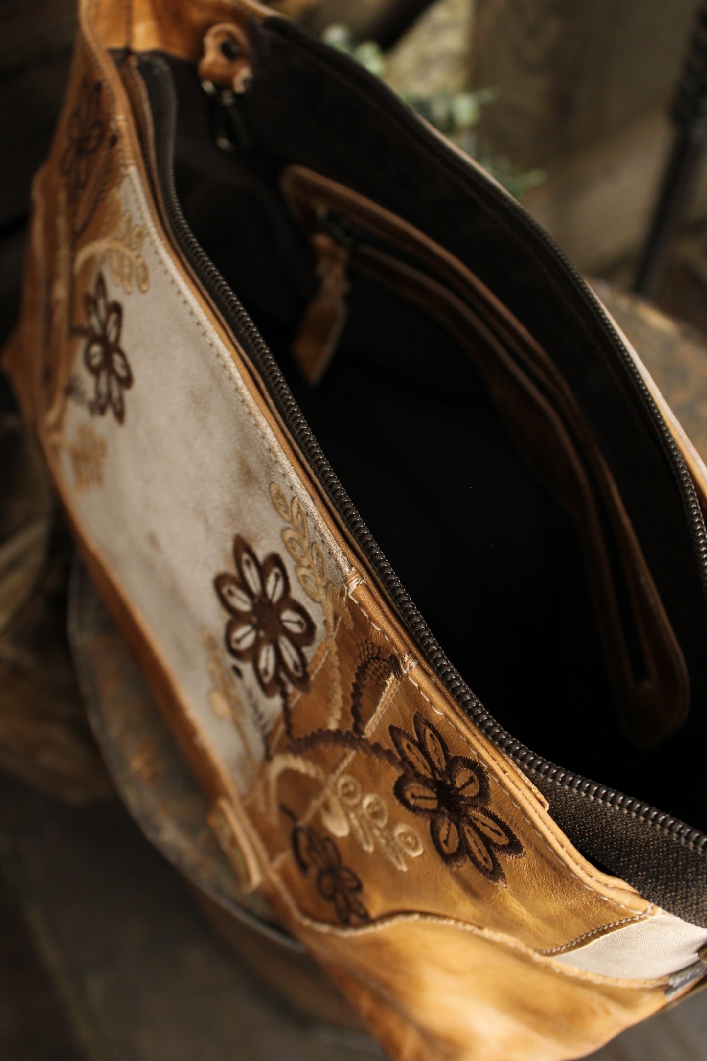 Bed|Stu Hyperbolic Tan Rustic Nectar Lux Handbag