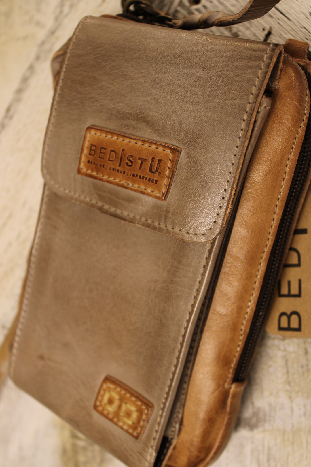 Bed|Stu Alelike Oats Icicle Rustic Handbag