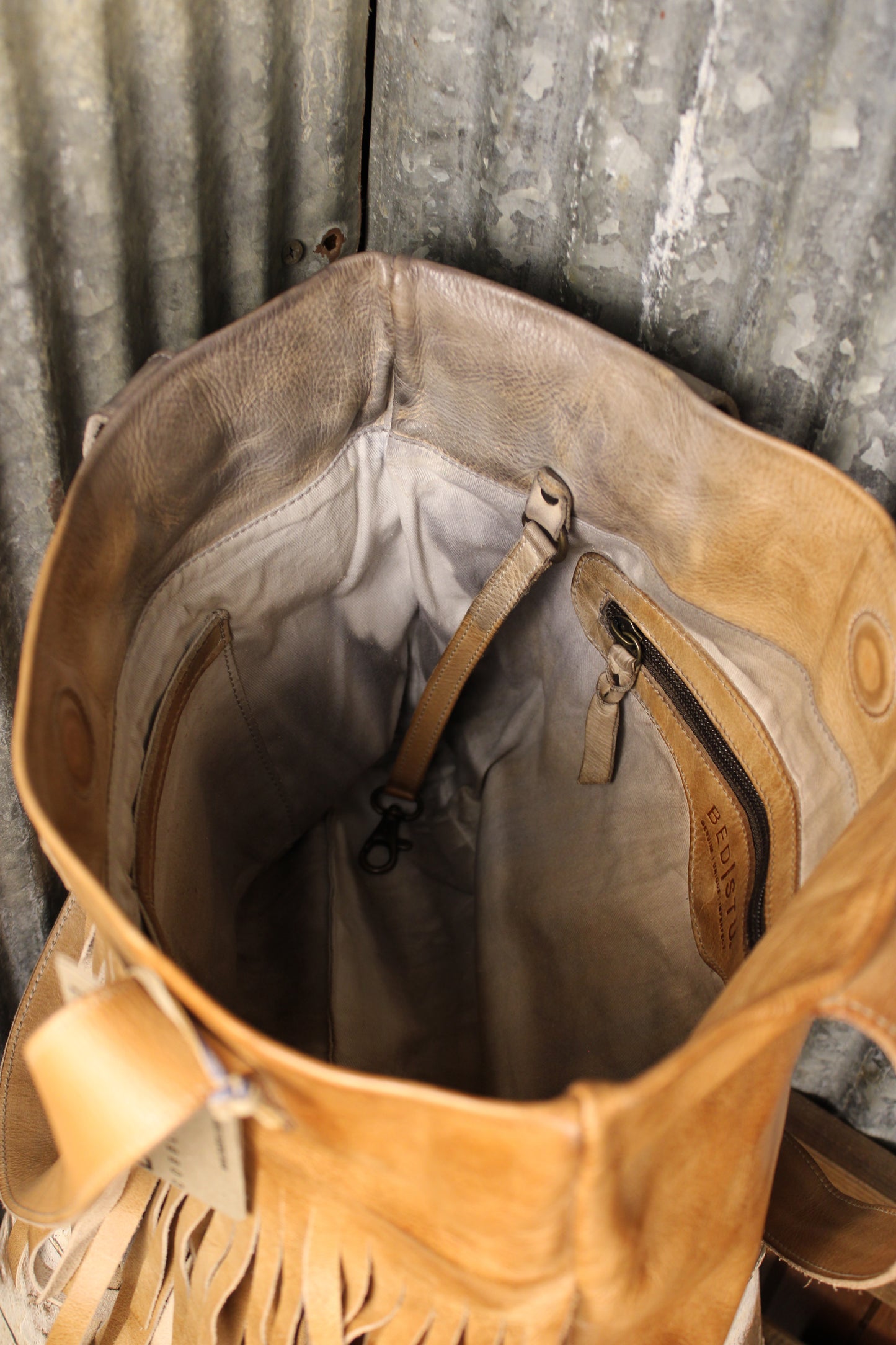 Bed|Stu Rimes Desert Stone TD