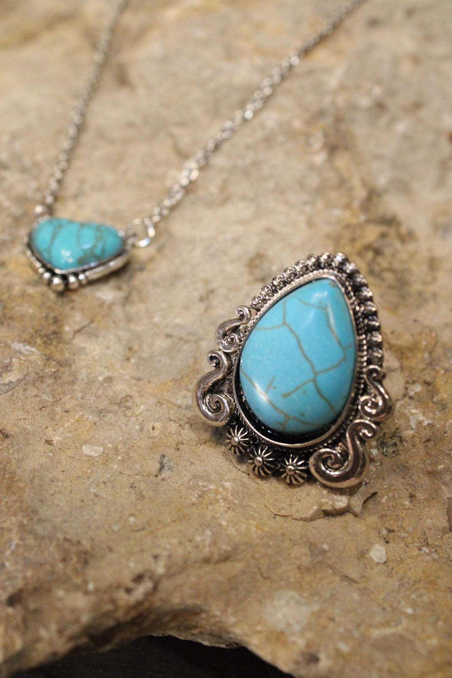 Turquoise Teardrop Estate Ring