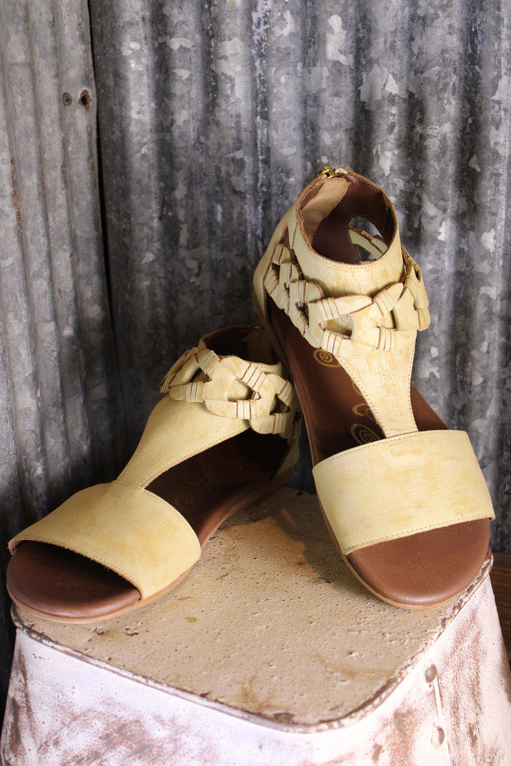 LOOP D LOOP Leather Sandals