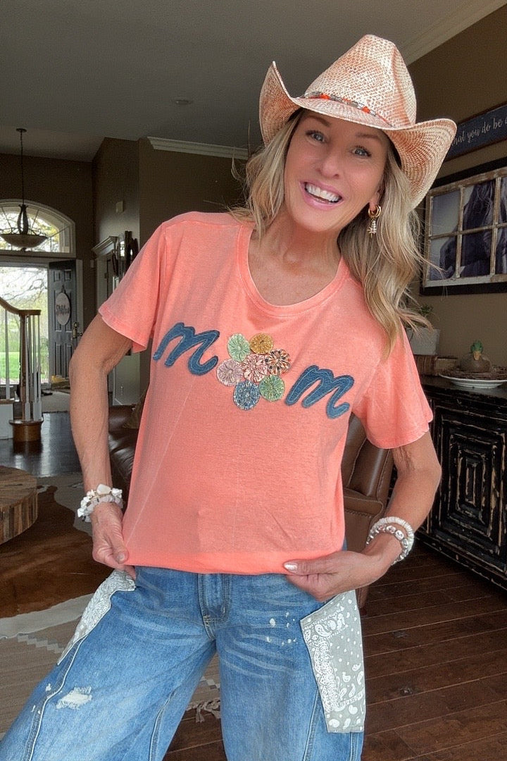 FGO Moms Hold It All Together Vintage Quilt Tee