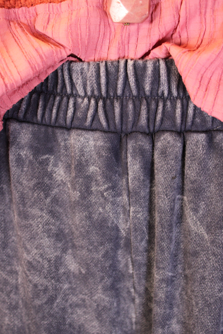 Relaxed Ruffle Charcoal Pants