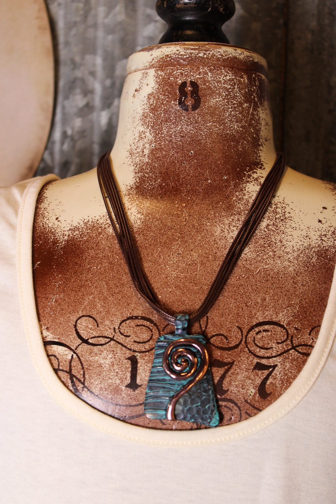 Modern Motion Necklace