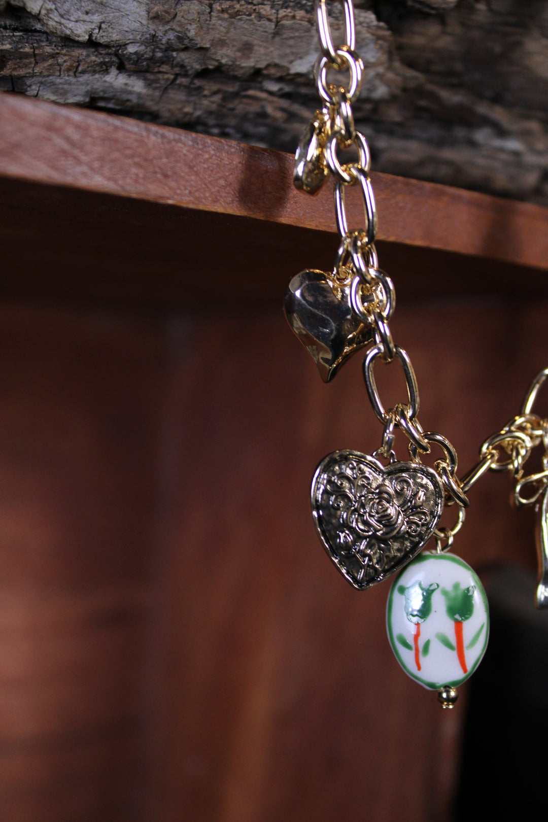 Emerald Isle Scarf Charm Necklace