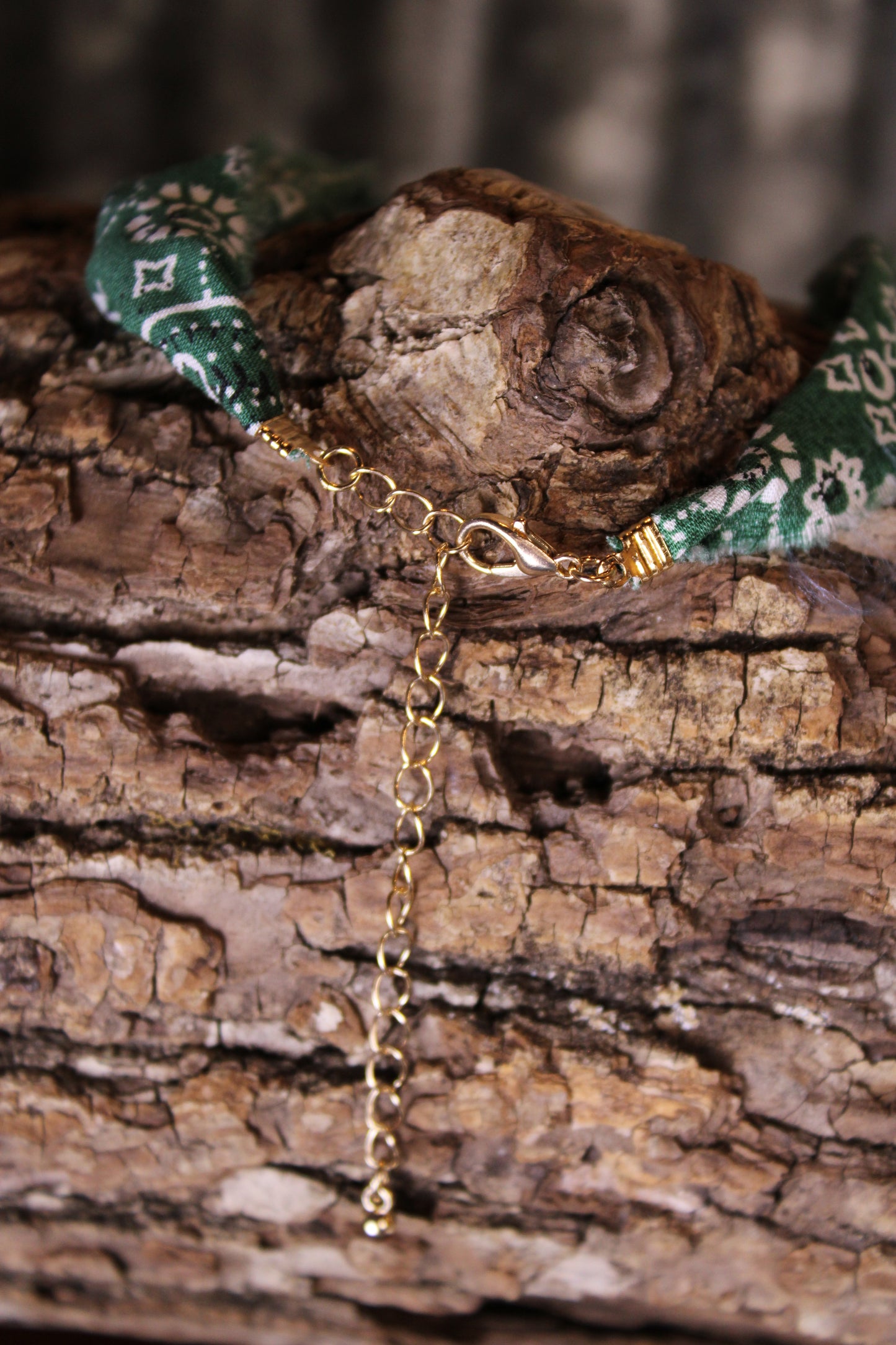 Emerald Isle Scarf Charm Necklace