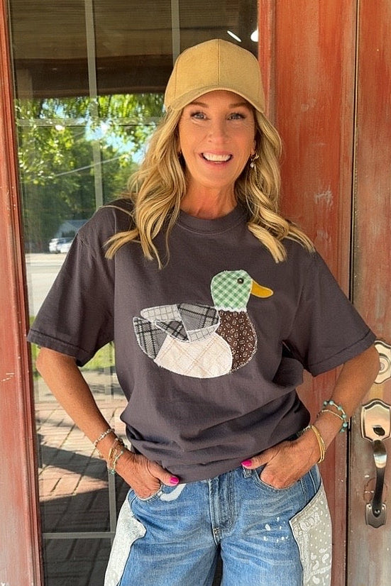 FGO Miss Quackers Applique T-shirt