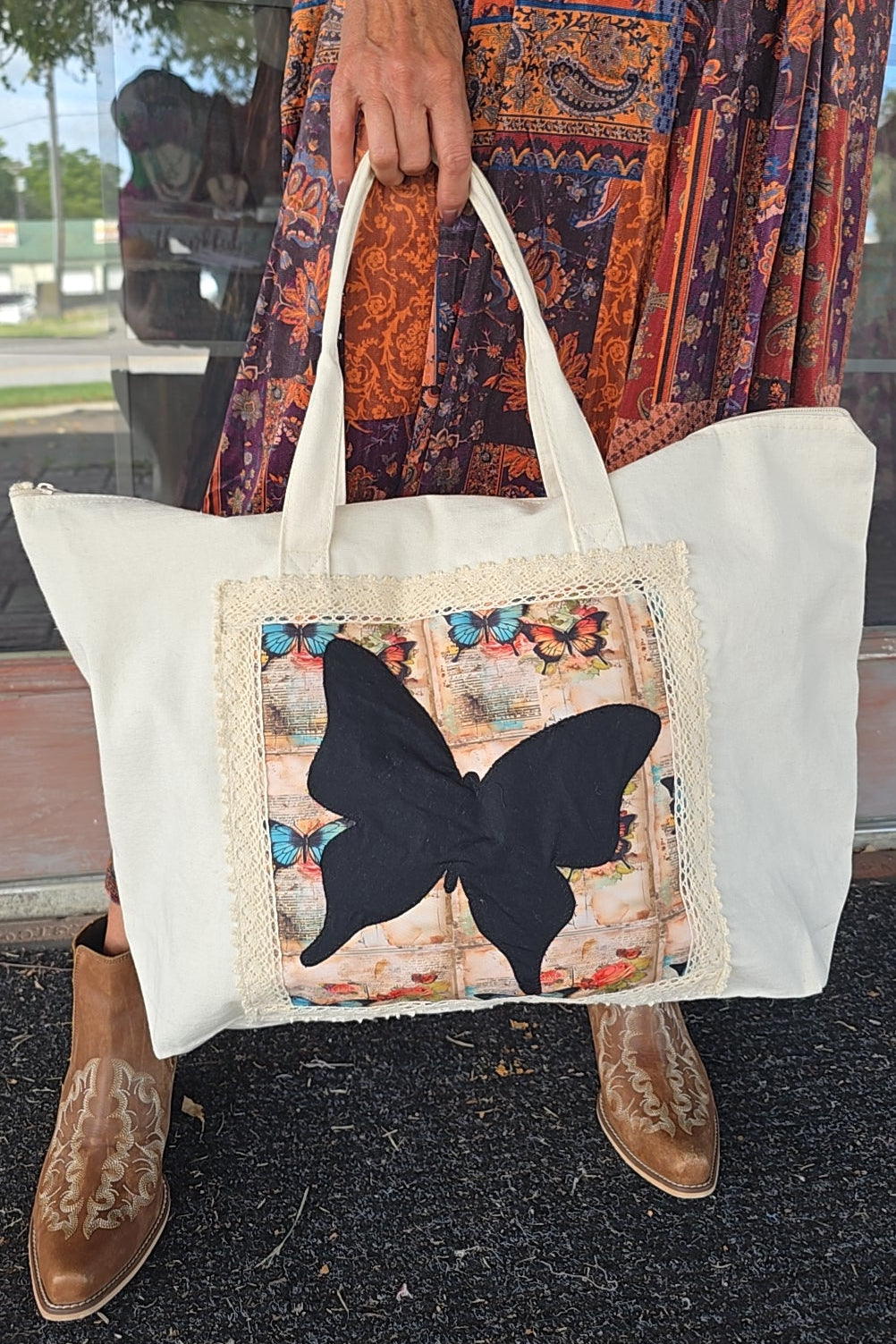 FGO Flutter &amp; Lace Tote