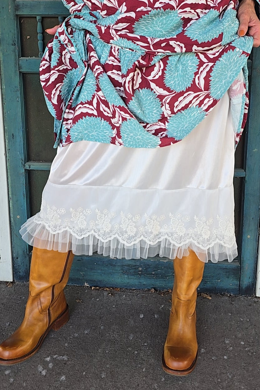 Graceful Hem Beige Skirt Extender
