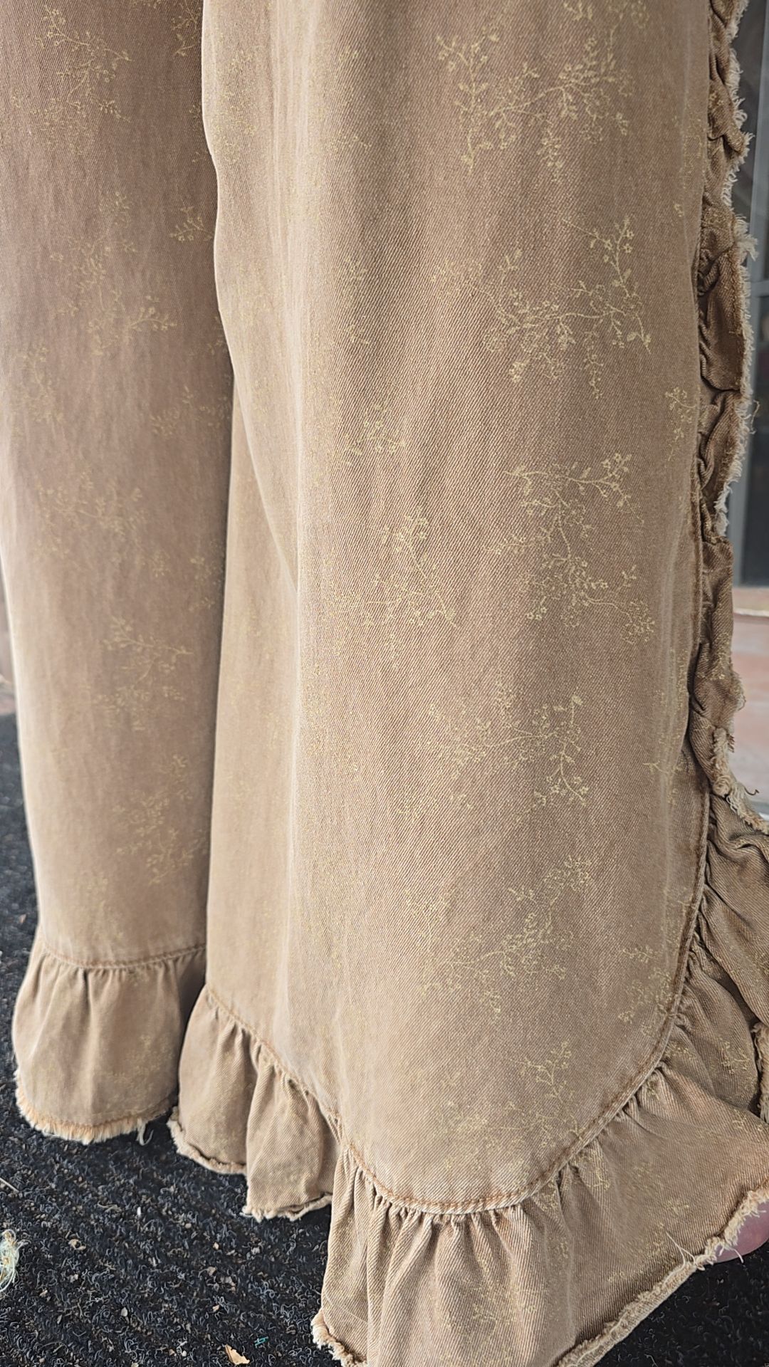 Sonoran Sand Ruffle Pants