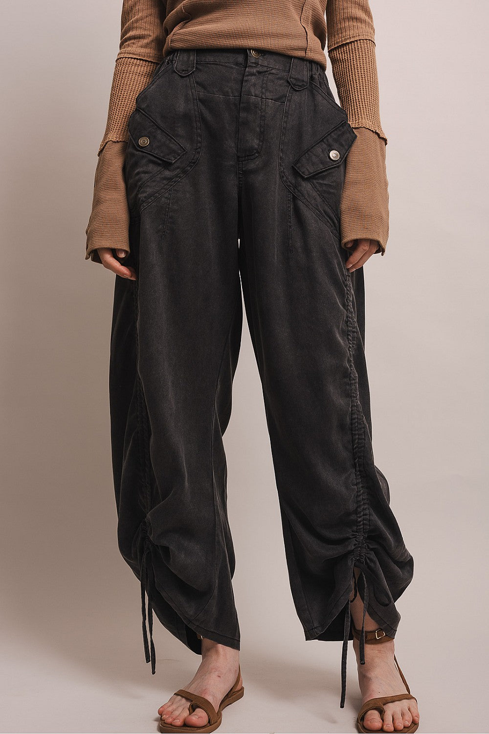 Memory Lane Black Capri Pants