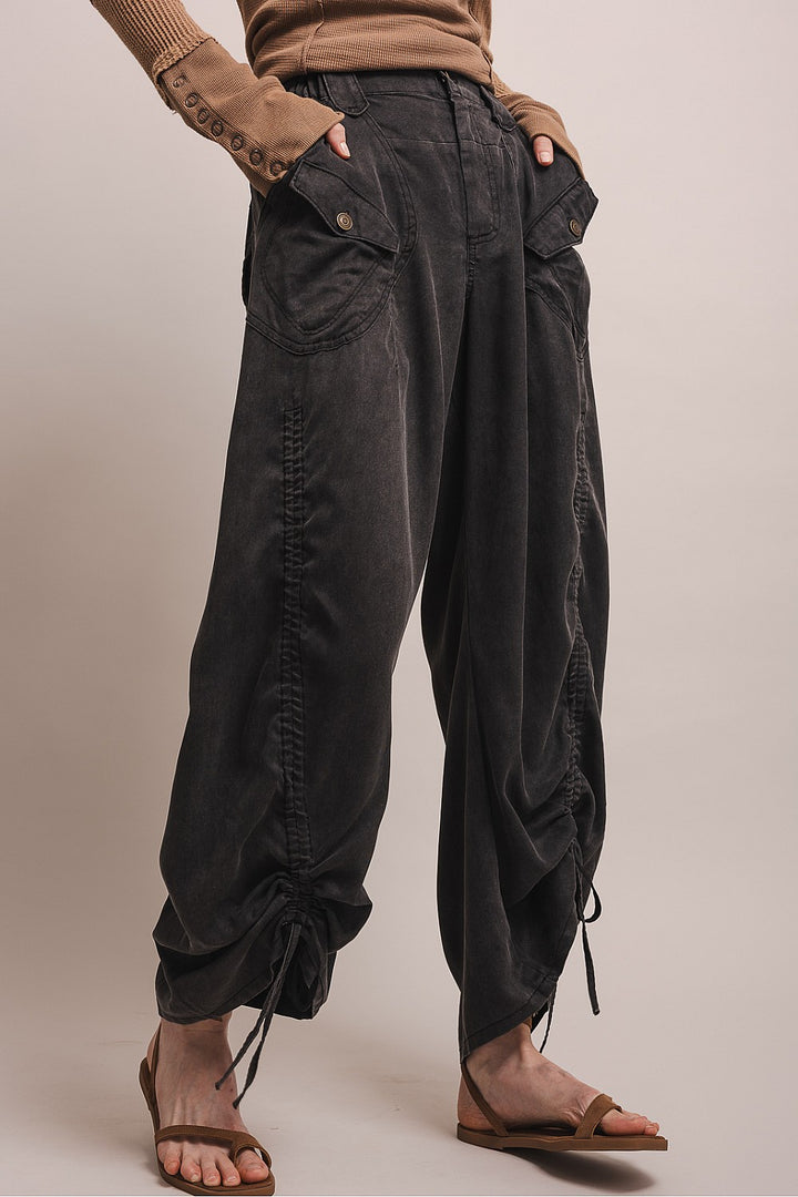 Memory Lane Black Capri Pants