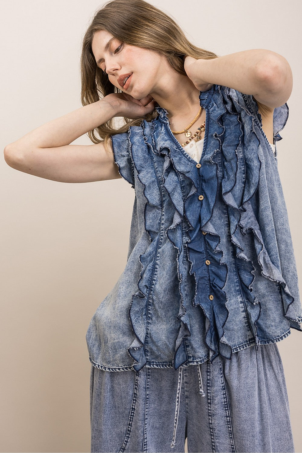 Country Sweetheart Sleeveless Top