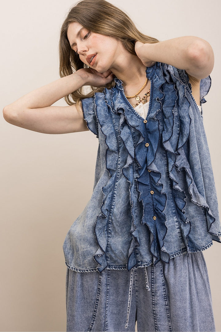 Country Sweetheart Sleeveless Top