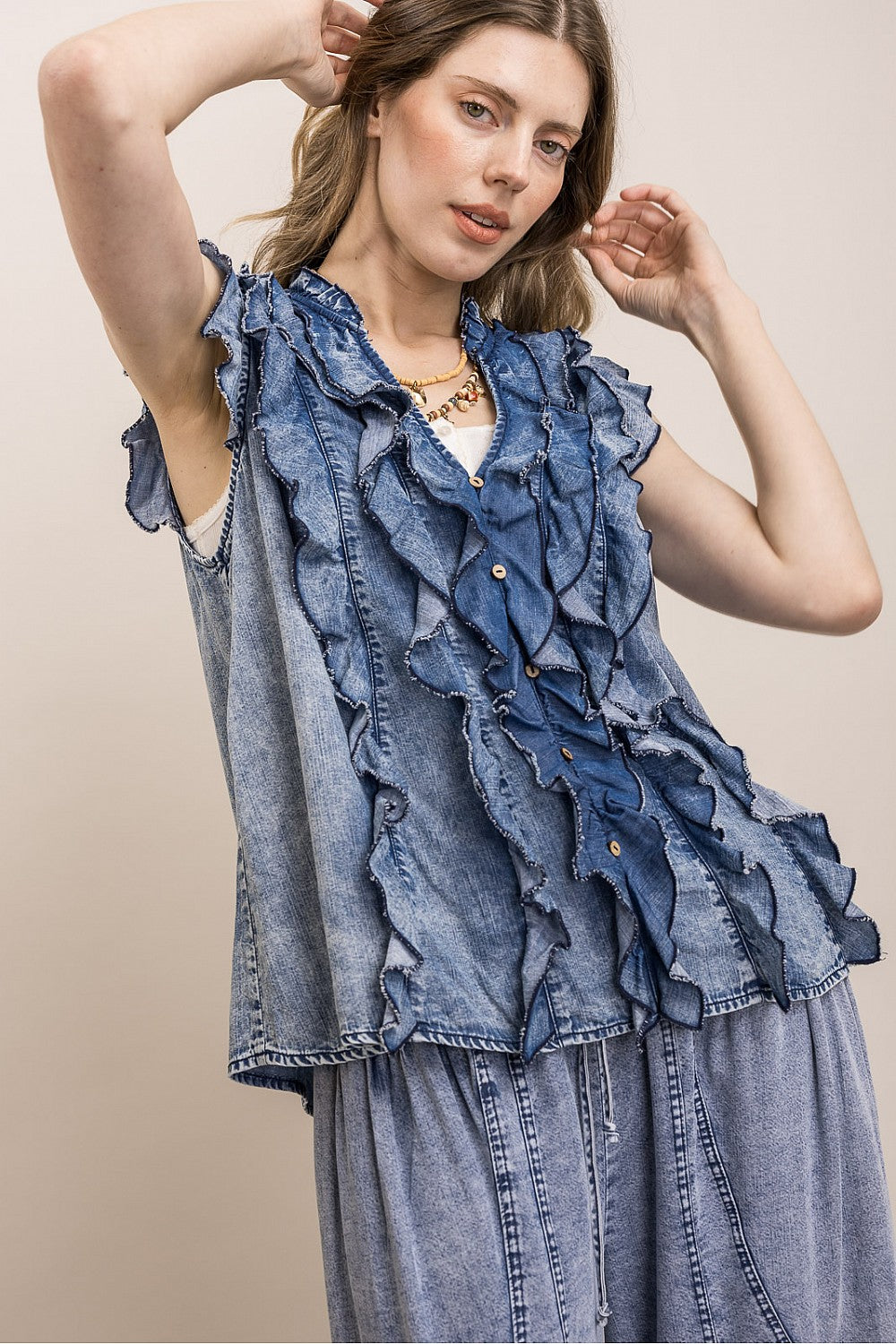Country Sweetheart Sleeveless Top