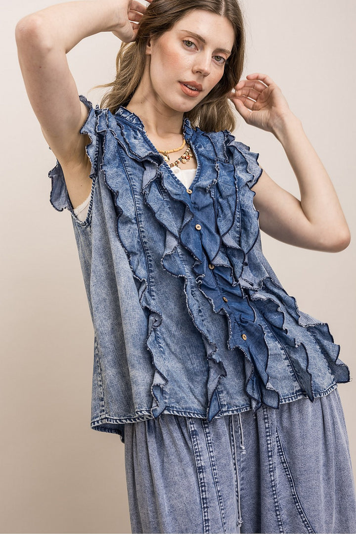 Country Sweetheart Sleeveless Top